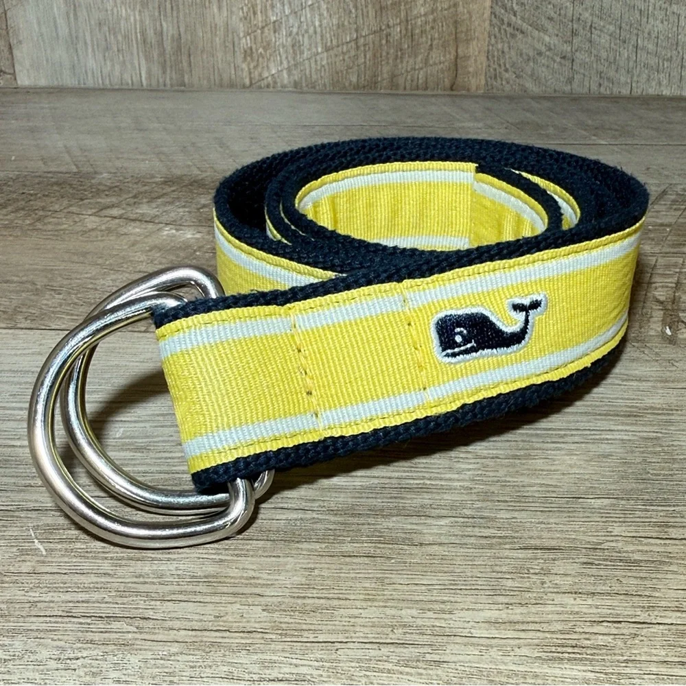 Vineyard Vines preppy vineyard